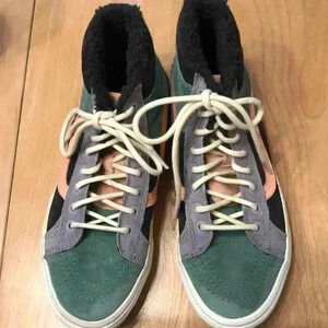 Vans SK-8 Hi-top 46 MTE DX crème de Menthe Obsidian Unisex.  Women’s size 8